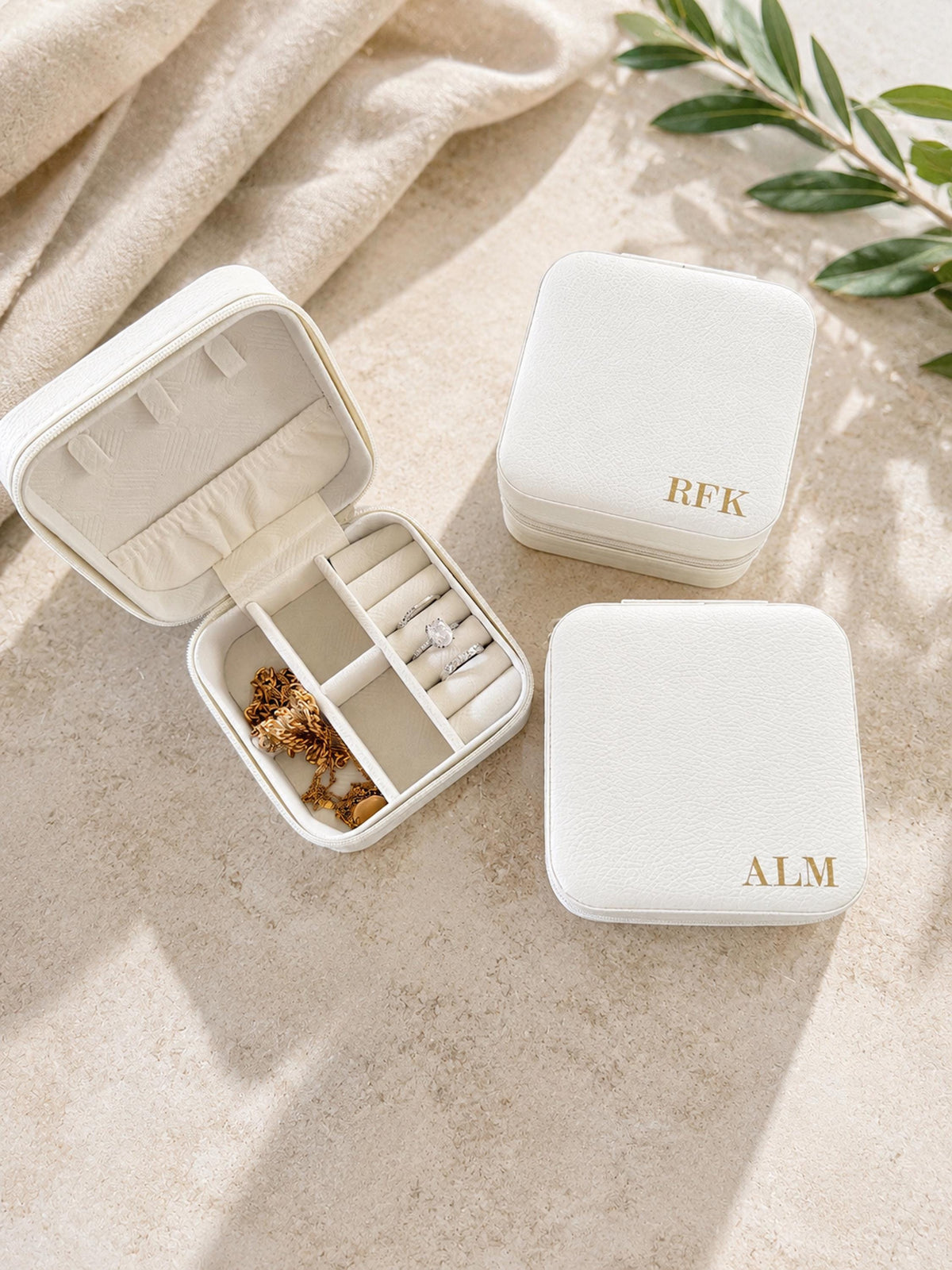 Personalized Initials Travel Jewelry Box – product view 3